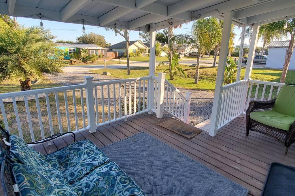 Waterfront Home With Private Dock, Walk To Beach 圣奥古斯丁 外观 照片