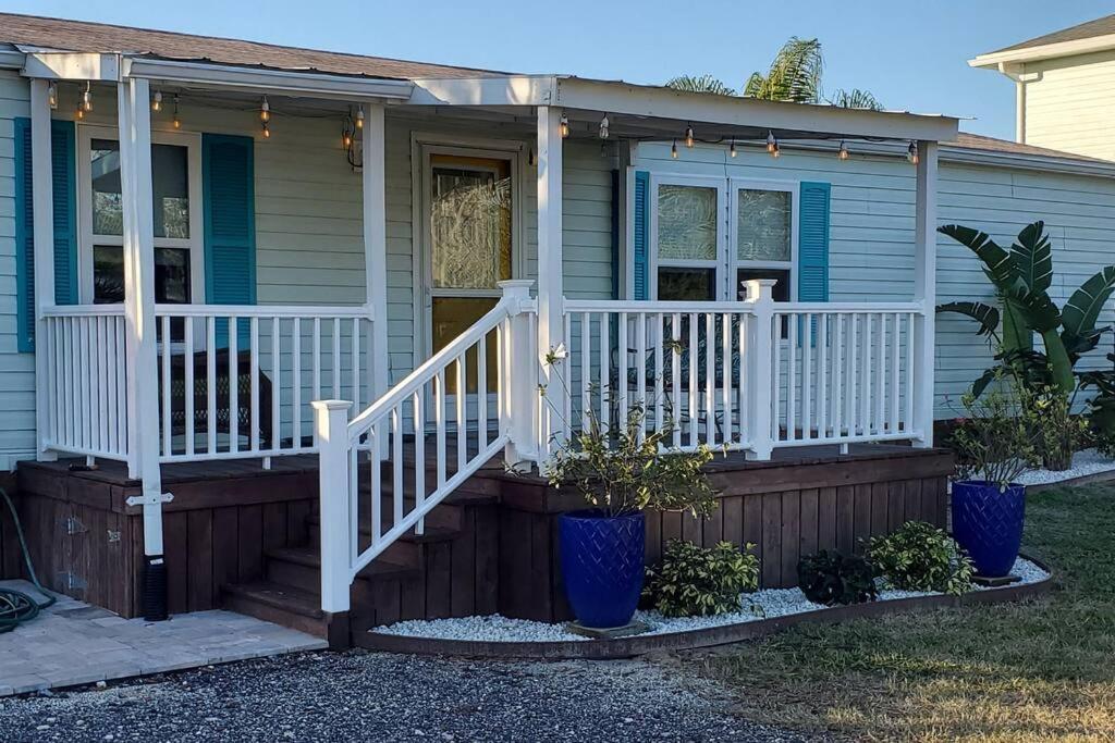 Waterfront Home With Private Dock, Walk To Beach 圣奥古斯丁 外观 照片
